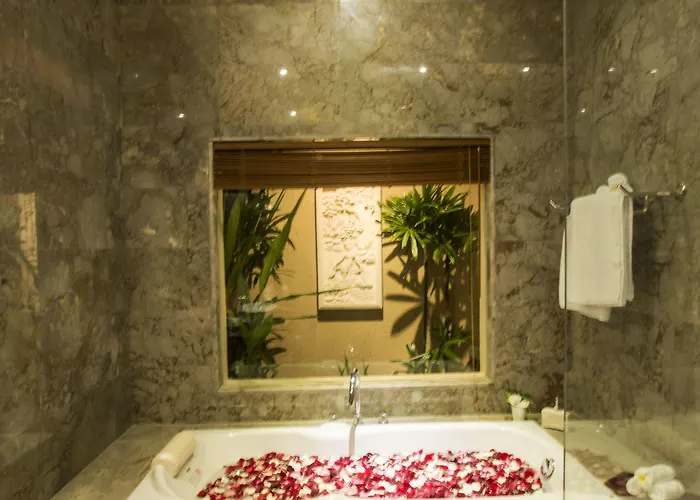 ホテル The Oasis Retreat Seminyak 4*