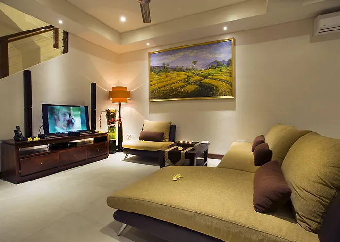The Oasis Retreat Seminyak ホテル