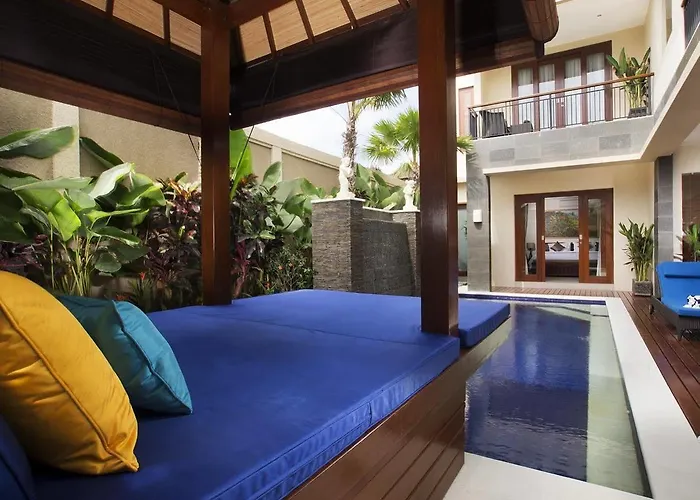 ホテル The Oasis Retreat Seminyak バドゥン